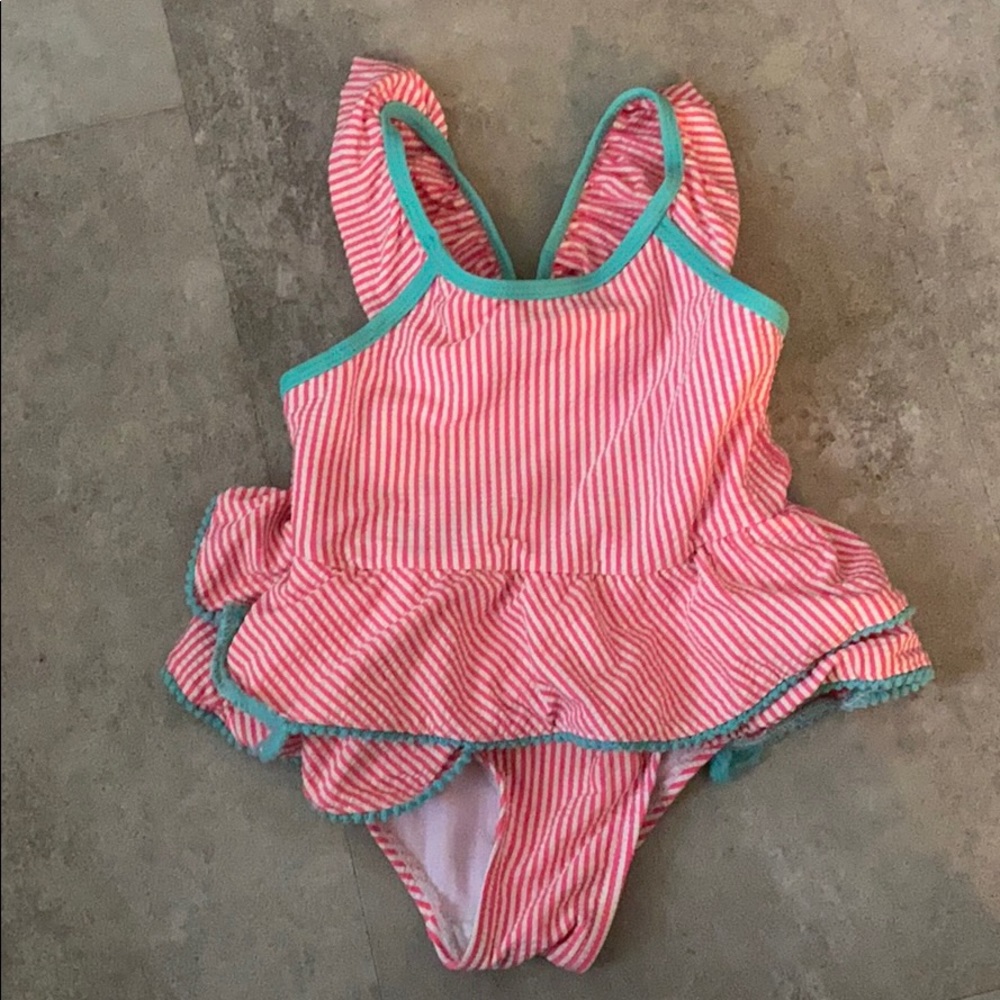 Bathing suit